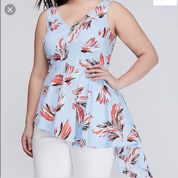 Lane Bryant Tops - ♥️Lane Bryant• Asymmetrical Peplum Floral Top